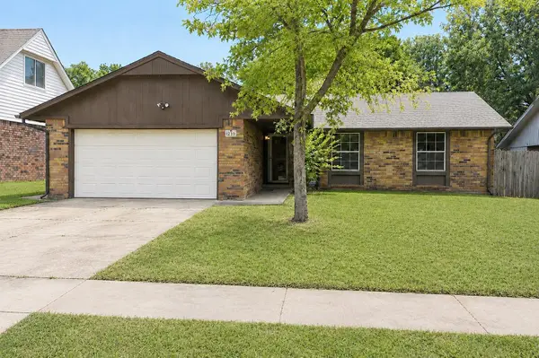 219 S 182nd Avenue, Tulsa, OK 74108