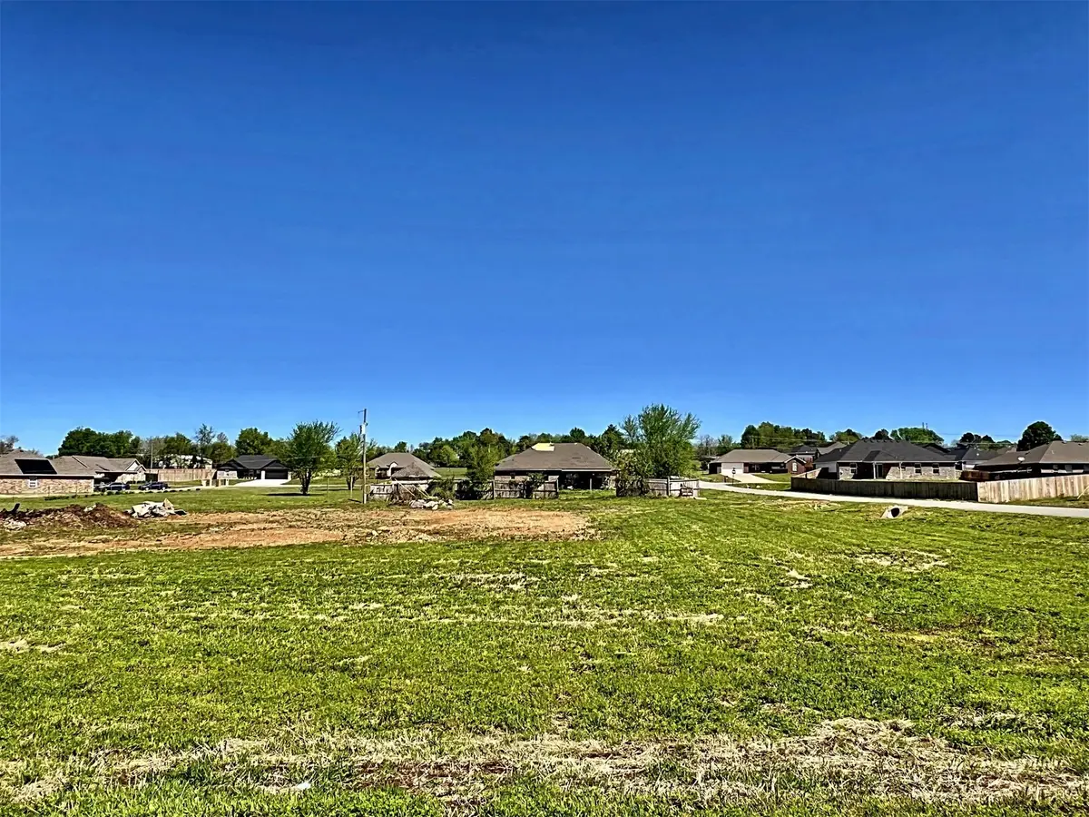 17540 W Tray Road, Tahlequah, OK 74464 - #1