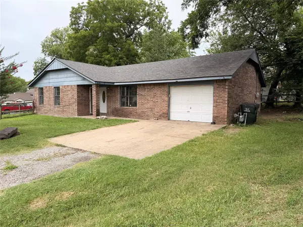 220 S 15 Street, Collinsville, OK 74021