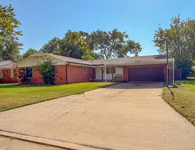1737 Winchester, Ardmore, OK 73401 - #1