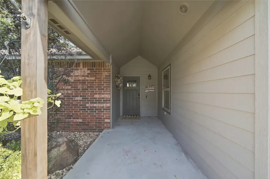 15241 Fox Run Drive, Claremore, OK 74017 - #3