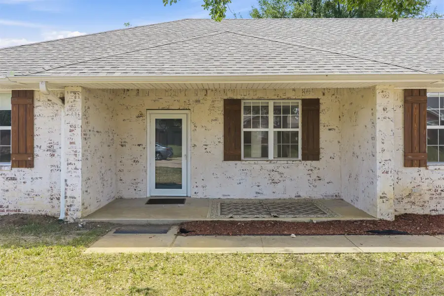 1908 S 6th Avenue Nw, Ardmore, OK 73401 - #2
