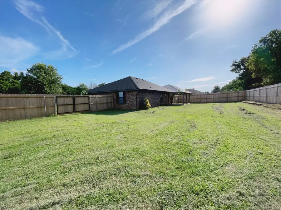 102 Northridge, Durant, OK 74701 - #3
