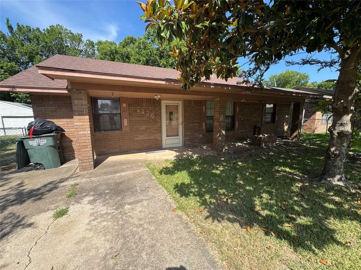 1608 E Crestview Avenue E, Marietta, OK 73448 - #1