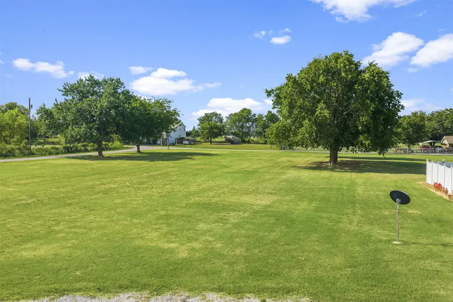 5 Hill Place, Ardmore, OK 73401 - #2