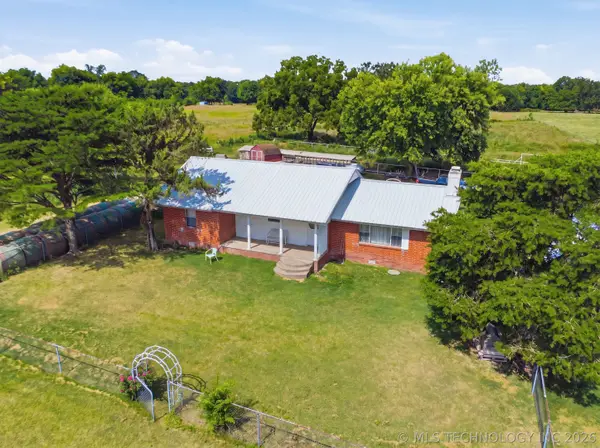 7703 N 447 Road, Spavinaw, OK 74366