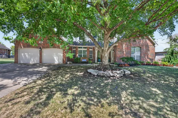 106 S 68th Street, Broken Arrow, OK 74014
