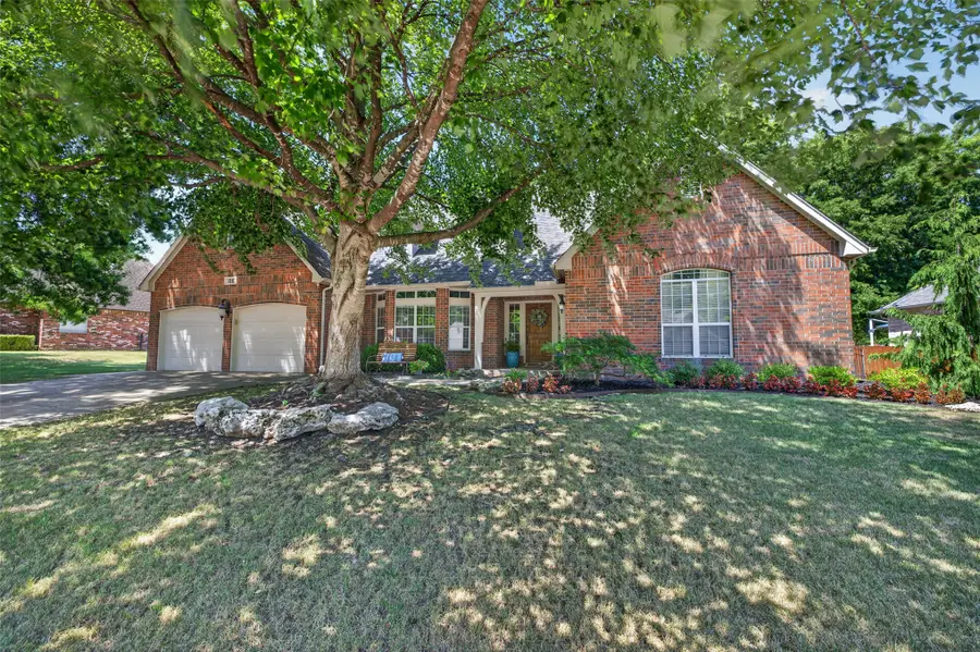106 S 68th Street, Broken Arrow, OK 74014 - #2