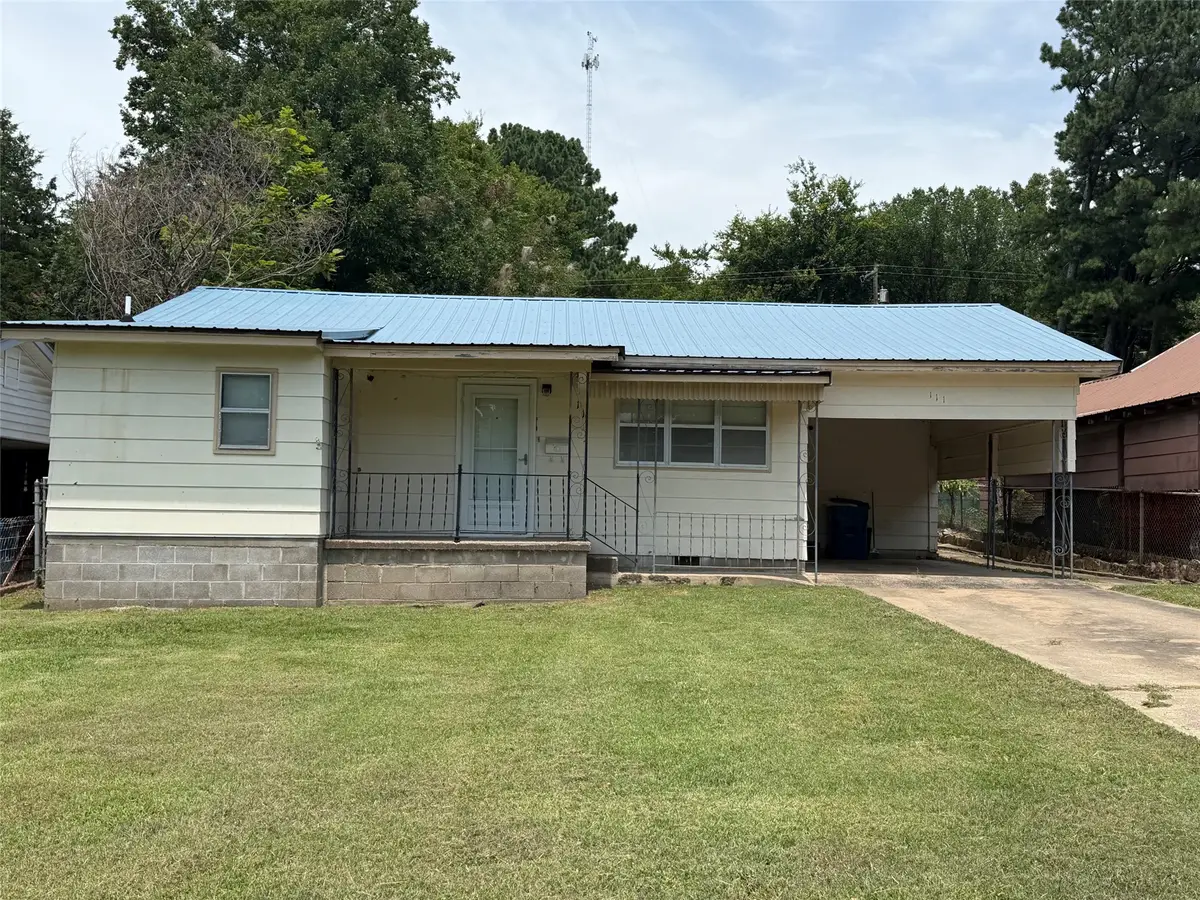 111 E Blair Avenue, Wilburton, OK 74578 - #1