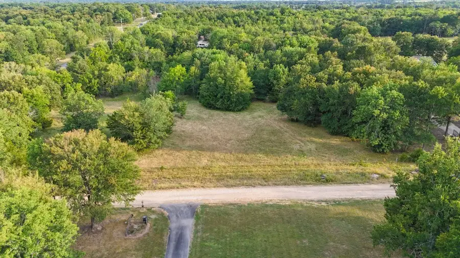 000 Deer Run Road N, Hugo, OK 74743 - #2