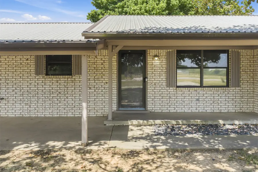 10272 Us Highway 77, Marietta, OK 73448 - #2