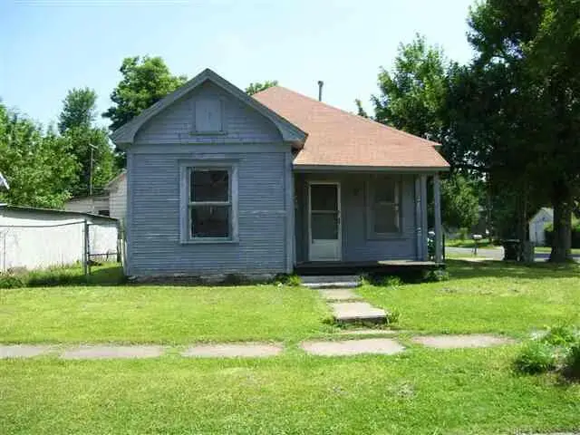 528 Irving Street, Muskogee, OK 74403 - #1