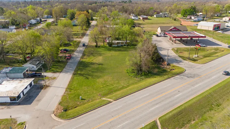000 S Main, Jay, OK 74346 - #3