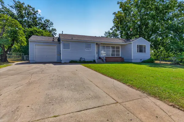 1610 S Shawnee Avenue, Bartlesville, OK 74003