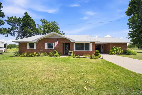 200 W Cuneo Place, Okmulgee, OK 74447