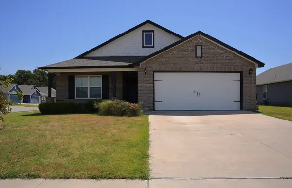 2005 W Fredericksburg Court, Broken Arrow, OK 74011