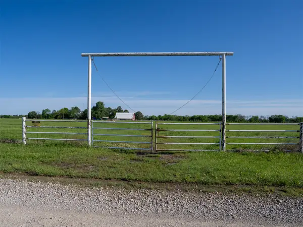 3 N 300 Road, Okmulgee, OK 74447