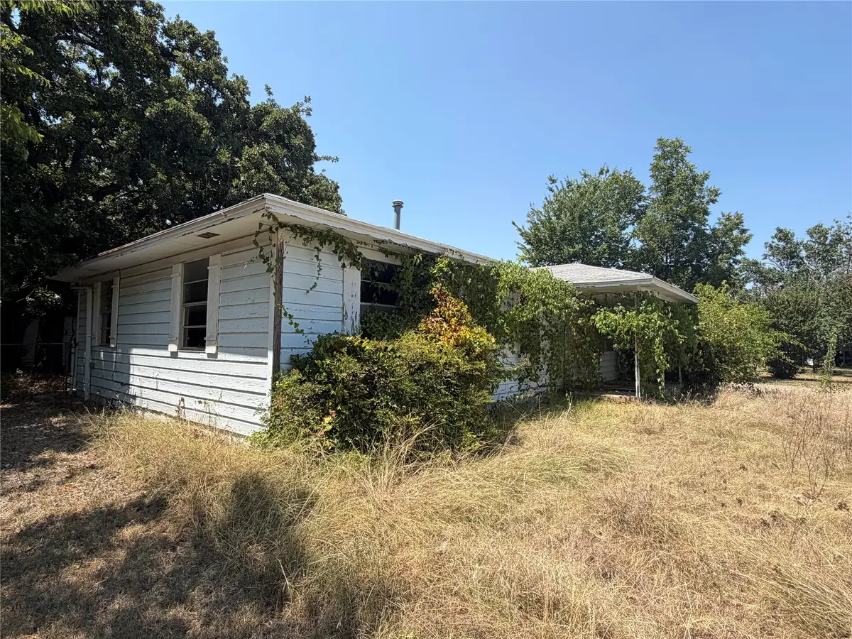 201 Mockingbird Lane, Healdton, OK 73438 - #1