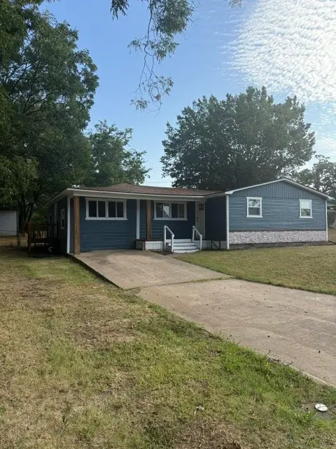 1104 Waco, Durant, OK 74701 - #3