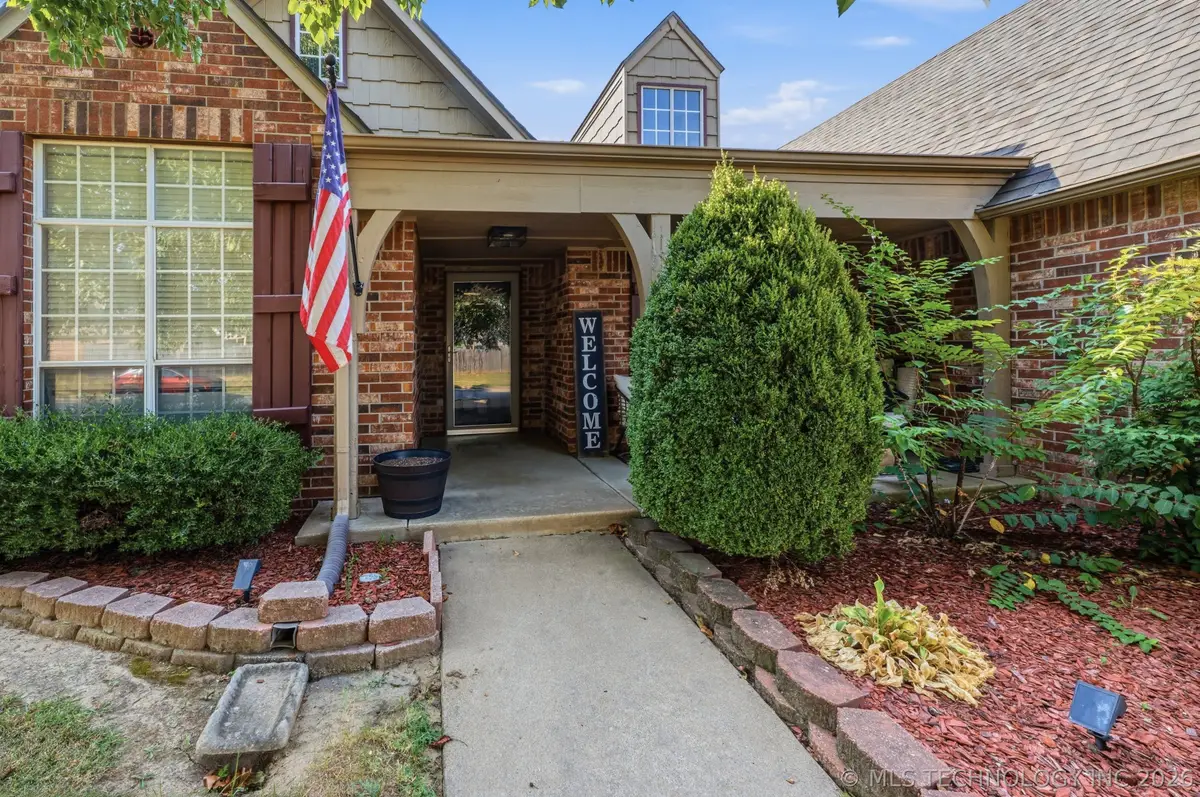 11608 E 102nd Street N, Owasso, OK 74055 - #1
