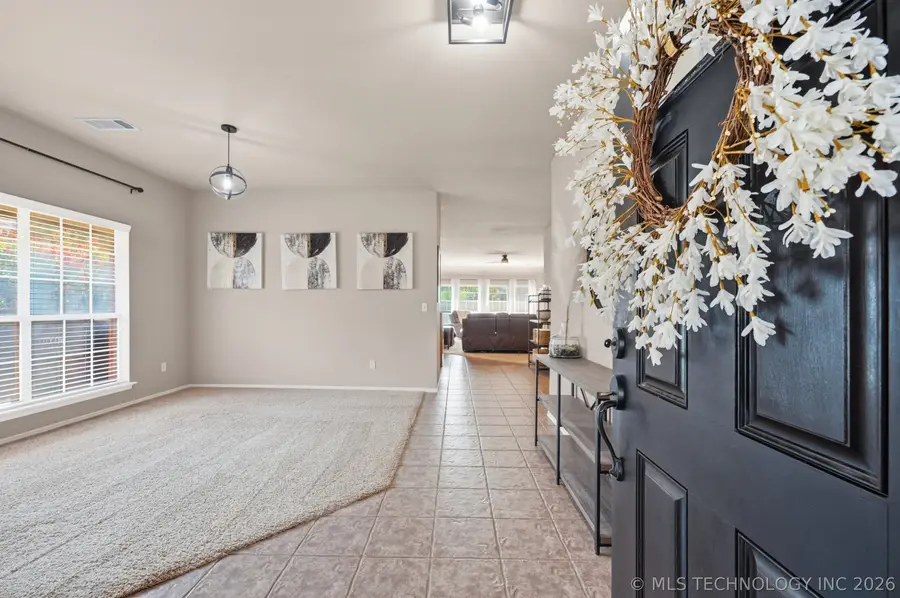 11608 E 102nd Street N, Owasso, OK 74055 - #3