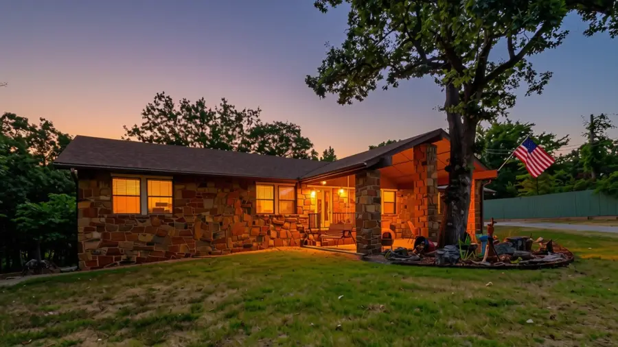 50 Channel Point Road, Eufaula, OK 74432 - #3
