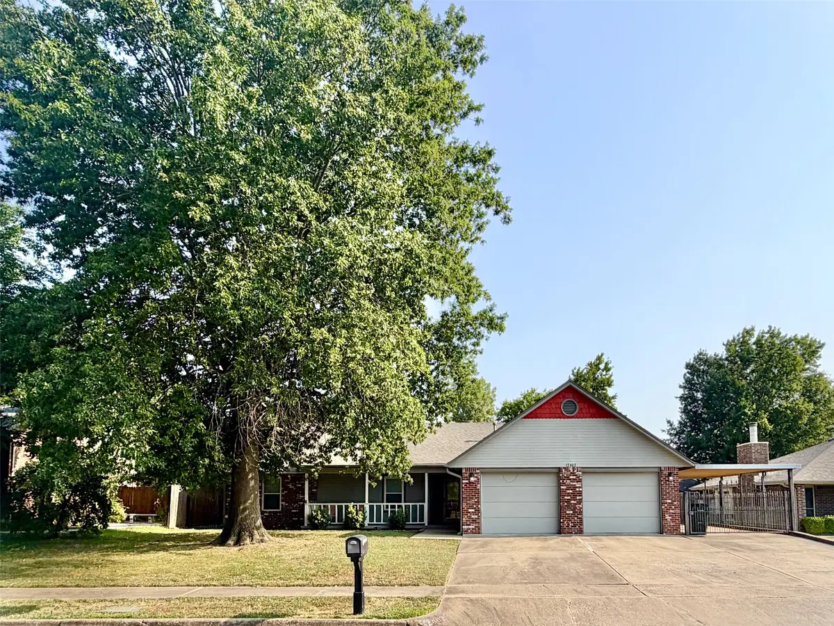 12402 E 77th Street N, Owasso, OK 74055 - #1