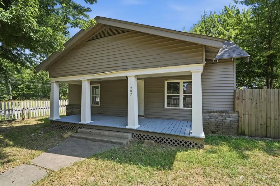202 W Ada Street, Sperry, OK 74073 - #2