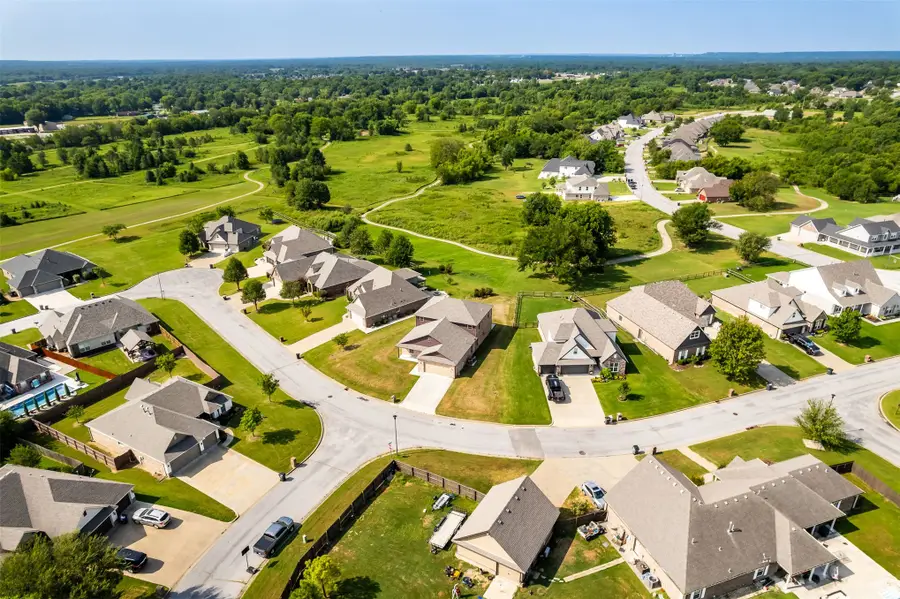 8542 Spring Creek Lane, Claremore, OK 74019 - #2