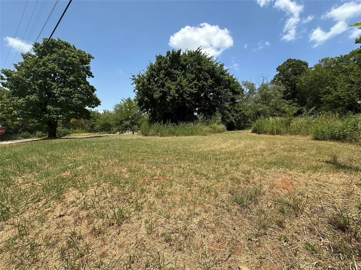 2800 N Stockton Avenue, Ada, OK 74820 - #1