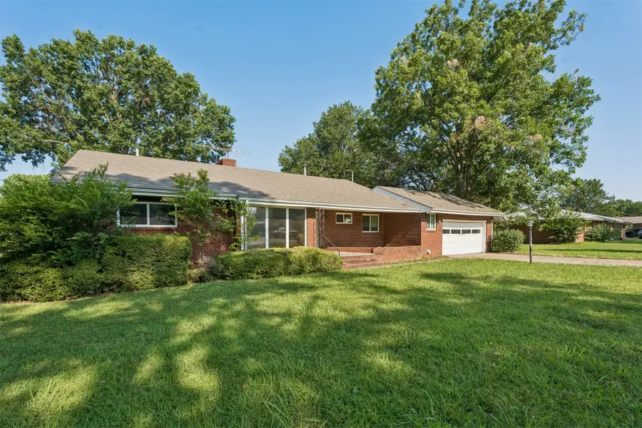 1419 Crescent Drive, Bartlesville, OK 74006 - #3