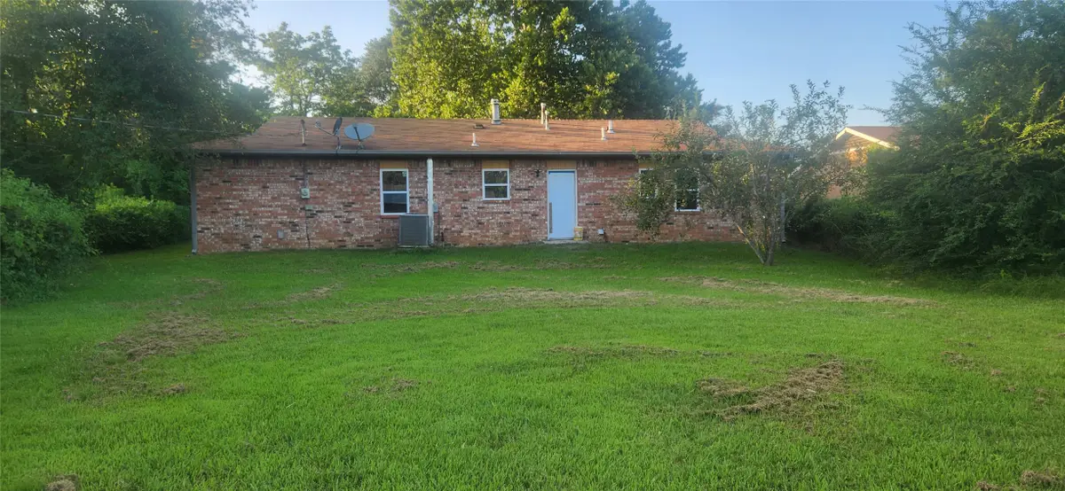 610 6th Street, Talihina, OK 74571 - #1