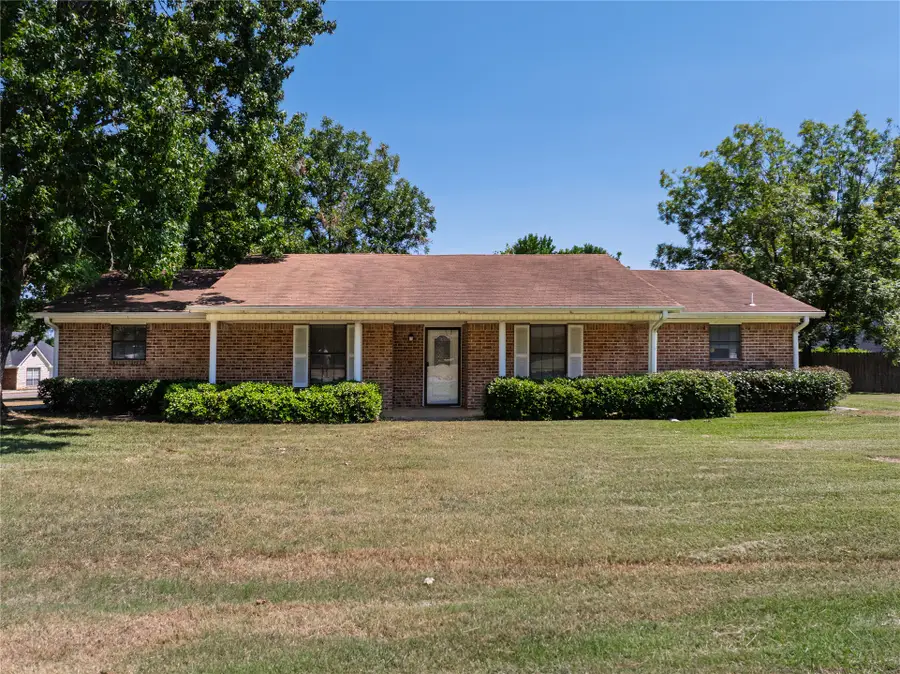 111 Meadowlark Lane, Durant, OK 74701 - #2