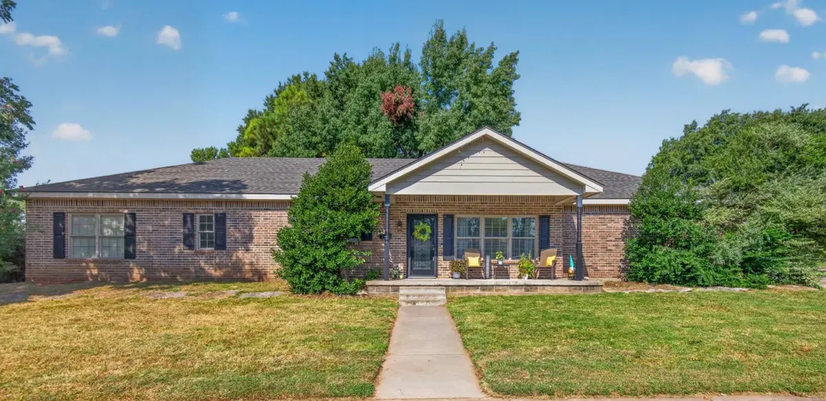 1531 May Lane, Bartlesville, OK 74006 - #1