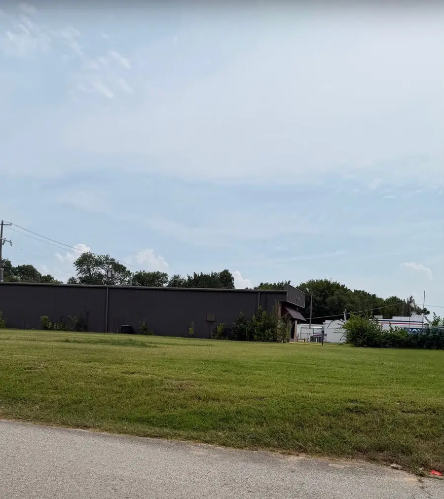 1401 S Main Street, Sapulpa, OK 74066 - #2