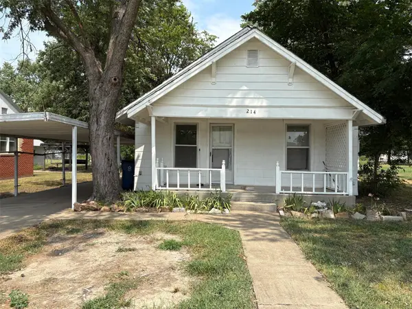 214 S Main Street, Afton, OK 74331