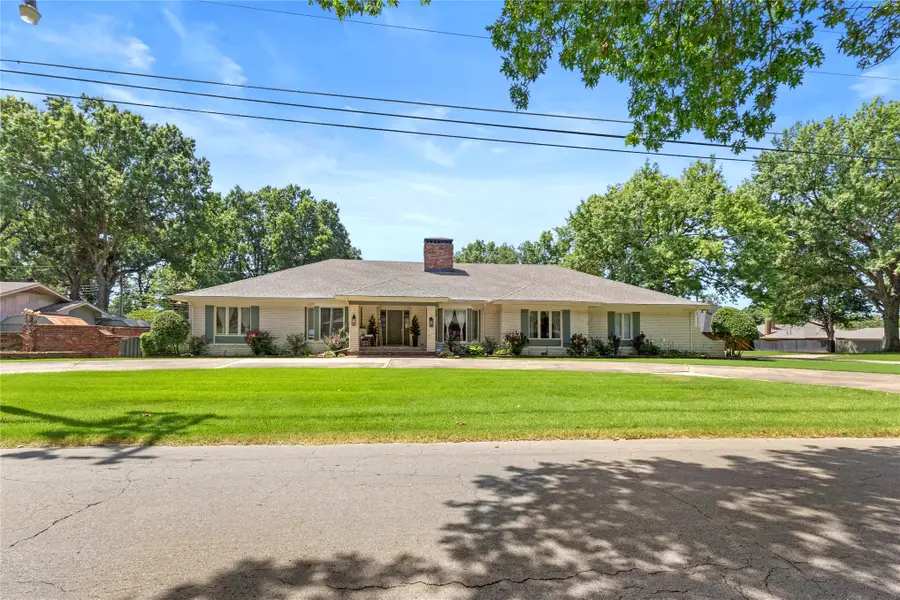 3501 Harris Avenue, Muskogee, OK 74403 - #2