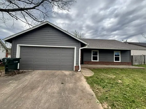 1307 W Doris Street, Claremore, OK 74017