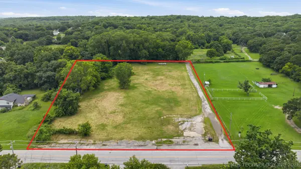 2334 S 65th West Avenue, Tulsa, OK 74107