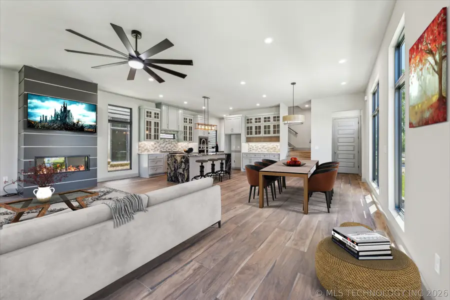 421 W Ft Worth Street, Broken Arrow, OK 74012 - #3