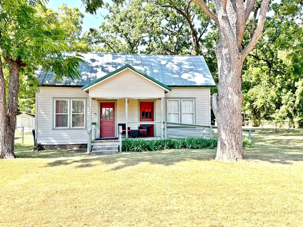 420 W Allen Road, Tahlequah, OK 74464 - #1