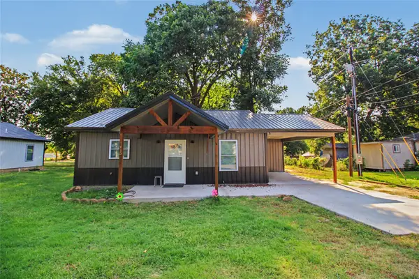 1415 S Locust Avenue, Westville, OK 74965