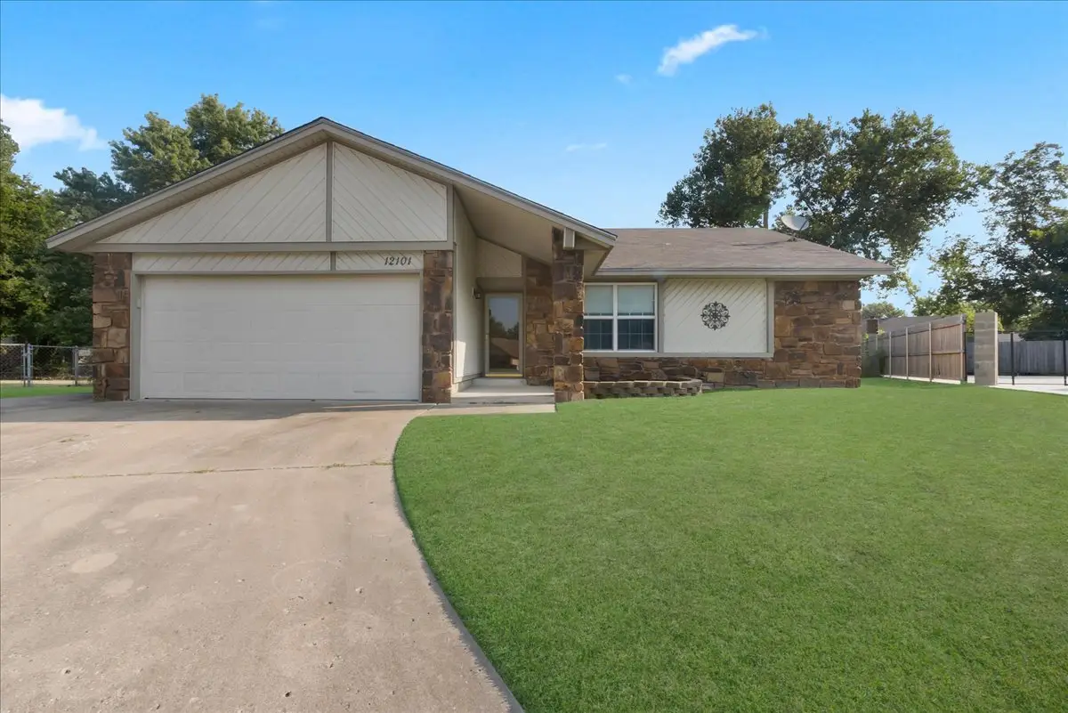 12101 E 76th Place N, Owasso, OK 74055 - #1