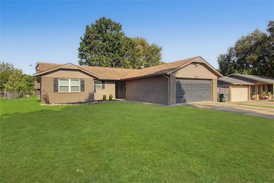 811 Sherwood St, Muskogee, OK 74403 - #2
