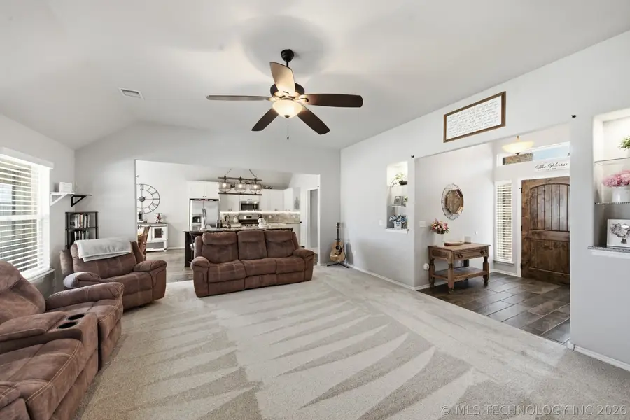 1485 W Keeling Avenue, Sapulpa, OK 74066 - #3