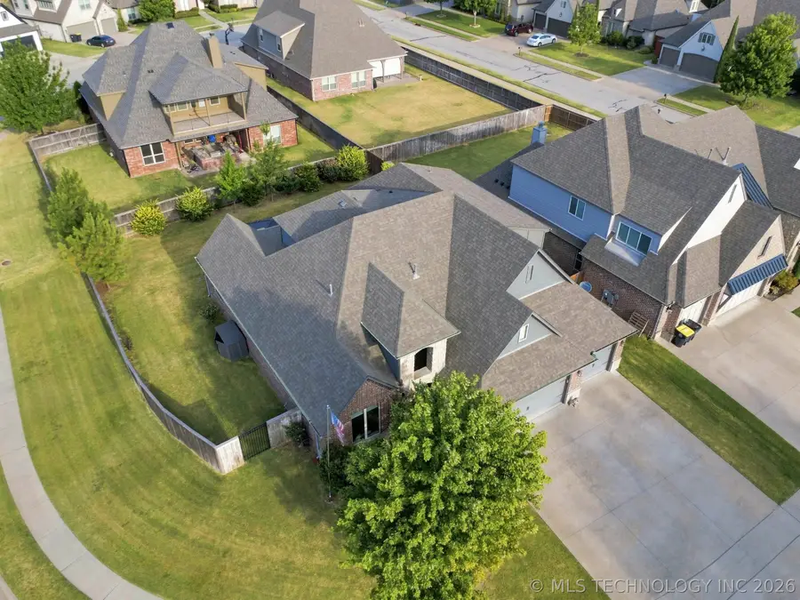 10353 E 125th Circle S, Bixby, OK 74008 - #3