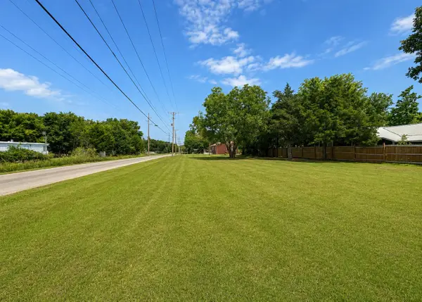 1605 E 75th Street N, Tulsa, OK 74126