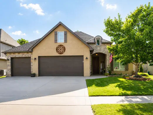 14473 S Lakewood Avenue, Bixby, OK 74008