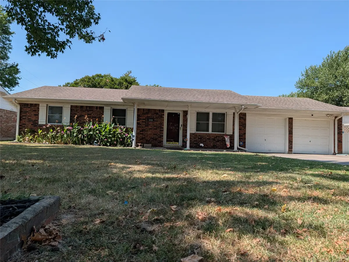 2203 S 27th Place, Muskogee, OK 74401 - #1