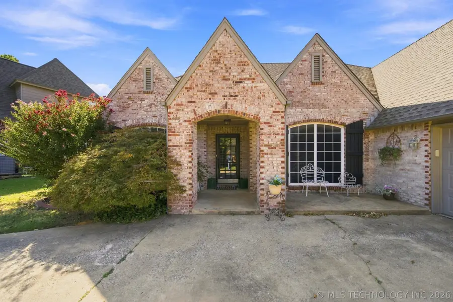3104 N Oak Avenue, Broken Arrow, OK 74012 - #3